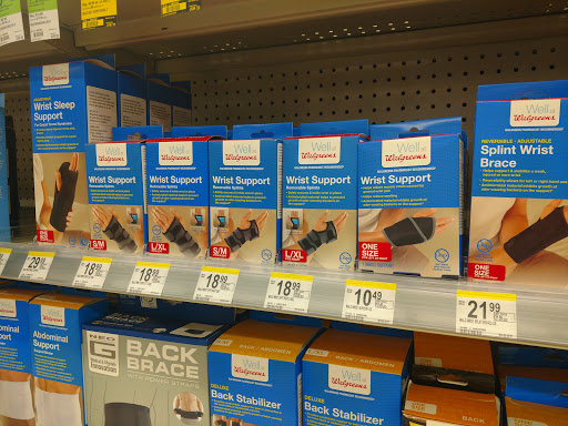 Drug Store «Walgreens», reviews and photos, 2516 2nd Ave, Kearney, NE 68847, USA