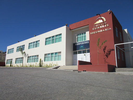 Colegio Cumbres Secundaria