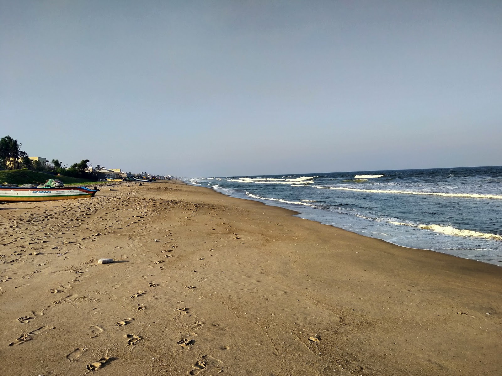 Φωτογραφία του Kanathur Beach παροχές περιοχής