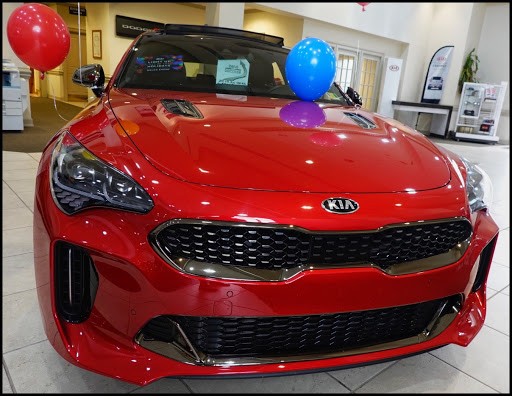 Car Dealer «Williamsburg Chrysler Jeep Dodge Ram Kia», reviews and photos, 3012 Richmond Rd, Williamsburg, VA 23185, USA