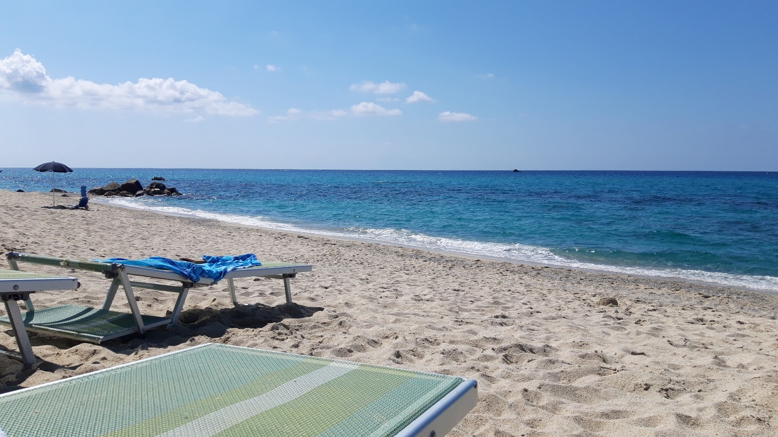 Photo de Torre Ruffa beach avec plage sans baie