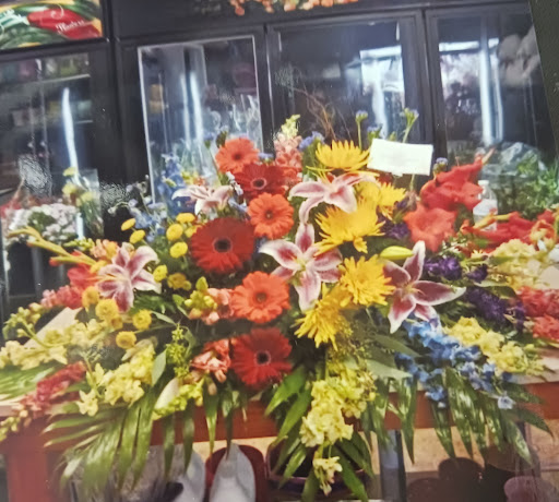 Florist «Treasures To Adore», reviews and photos, 1313 Carolyn Ct, Humble, TX 77338, USA