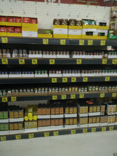 Grocery Store «Grocery Outlet Bargain Market», reviews and photos, 4157 NW U.S. 101 #101, Lincoln City, OR 97367, USA