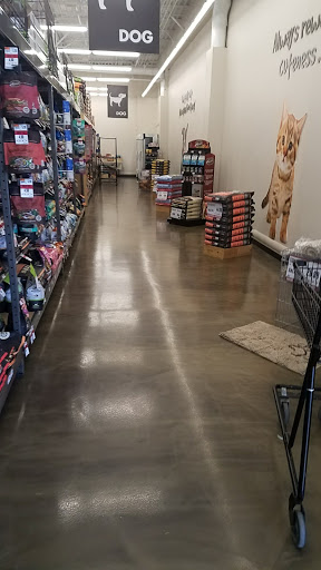 Pet Supply Store «Pet Supplies Plus», reviews and photos, 1970 Portage Trail, Cuyahoga Falls, OH 44223, USA