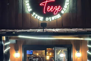 Tipsy Teeze feat. The Davisson Brothers Music Hall image