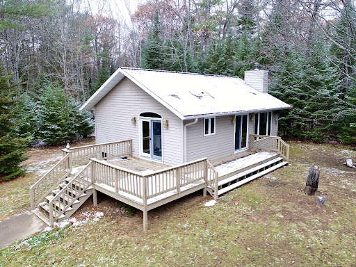 Real Estate Agency «JOLIN-LASIER GROUP | Coldwell Banker, Mulleady Inc. | Minocqua, WI Real Estate | NorthWI.property», reviews and photos, 8262 US-51, Minocqua, WI 54548, USA