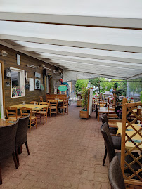 Atmosphère du Restaurant français La Cabane à Genneville - n°1