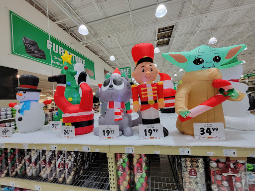 Home Improvement Store «Menards», reviews and photos, 2920 Decker Dr, Rice Lake, WI 54868, USA