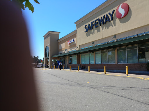 Grocery Store «Safeway», reviews and photos, 21401 Pacific Hwy S, Des Moines, WA 98198, USA