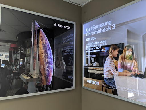 Cell Phone Store «Verizon Authorized Retailer – Cellular Sales», reviews and photos, 535 W Lancaster Ave, Berwyn, PA 19312, USA