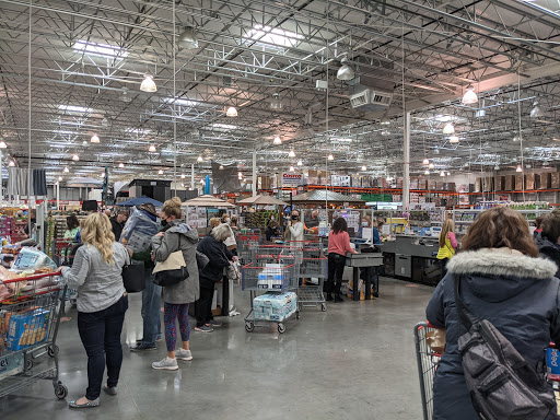 Warehouse store «Costco Wholesale», reviews and photos, 26400 N Dixie Hwy, Perrysburg, OH 43551, USA