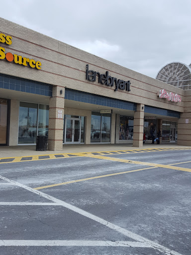 Shopping Mall «Roosevelt Mall», reviews and photos, 2339 Cottman Ave #1, Philadelphia, PA 19149, USA