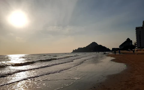 Takiab Beach image