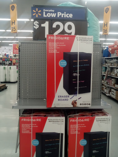 Department Store «Walmart Supercenter», reviews and photos, 1900 Cunningham Dr, Hampton, VA 23666, USA