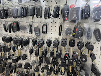 Locksmith Key duplication and watch repair - Photo 9 - Car repair in Dubai - United Arab Emirates, Nashua