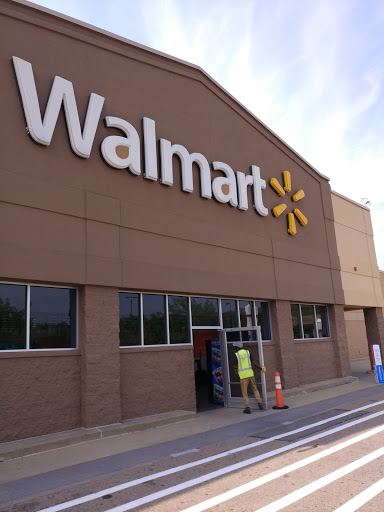 Discount Store «Walmart», reviews and photos, 700 Oak St, Brockton, MA 02301, USA