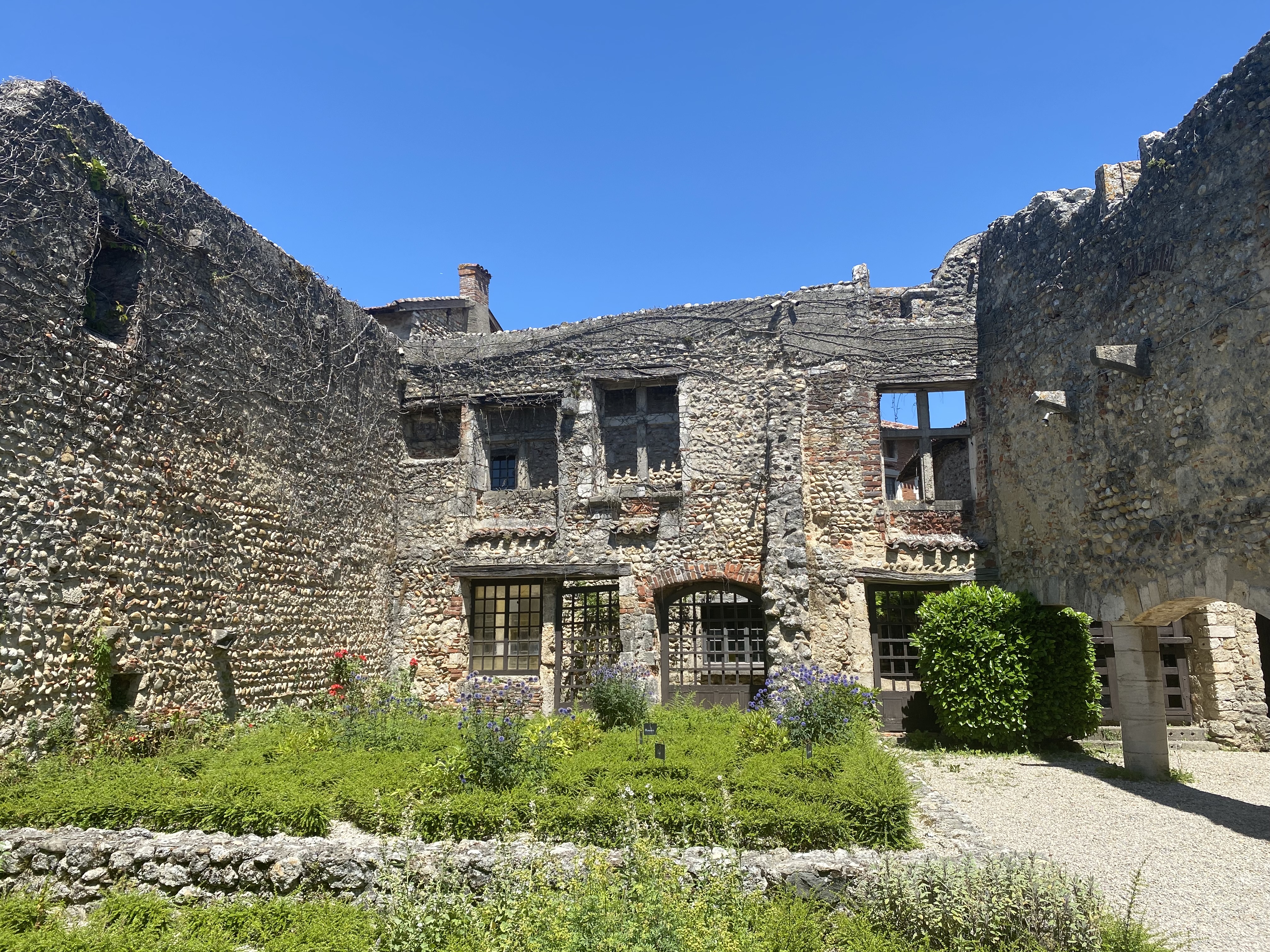 Photo n° 2 de l'avis de HIK. fait le 18/07/2022 à 16:43