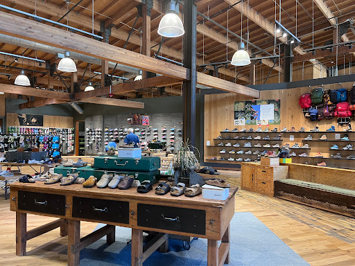 Camping Store «REI», reviews and photos, 222 Yale Ave N, Seattle, WA 98109, USA