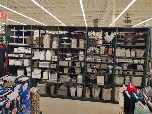 Craft Store «Hobby Lobby», reviews and photos, 6743 Transit Rd, Buffalo, NY 14221, USA