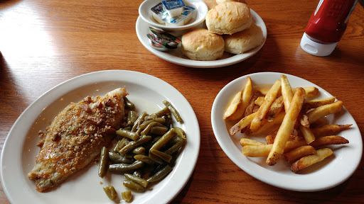 American Restaurant «Cracker Barrel Old Country Store», reviews and photos, 4758 Lanier Islands Pkwy, Buford, GA 30518, USA