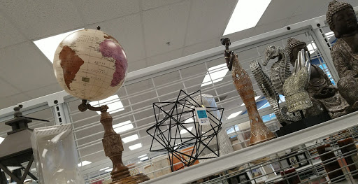 Clothing Store «Ross Dress for Less», reviews and photos, 8770 Washington Blvd, Pico Rivera, CA 90660, USA