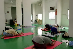 真善美健康瑜伽(瑜伽与静坐)Samadhi Health Yoga(Yoga & Meditation) image