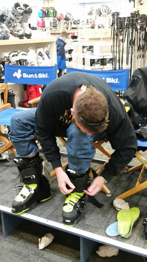 Outdoor Sports Store «Sun & Ski», reviews and photos, 6280 Seven Corners Center, Falls Church, VA 22044, USA