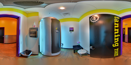 Planet Fitness image
