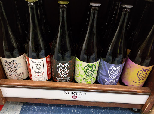 Wine Store «Wollaston Wine & Spirits», reviews and photos, 58 Beale St, Quincy, MA 02170, USA