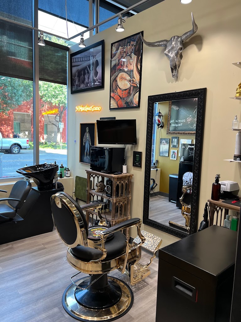 311 Men’s Hair Studio 78703
