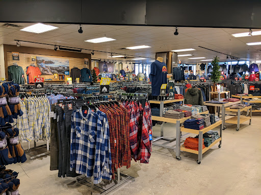Outdoor Sports Store «Eastern Mountain Sports», reviews and photos, 281 Daniel Webster Hwy, Nashua, NH 03060, USA