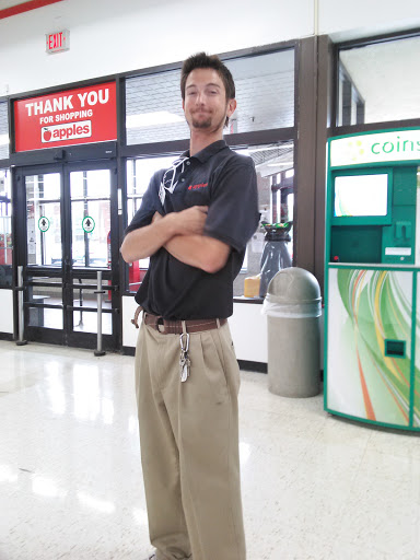 Grocery Store «Apples», reviews and photos, 400 Sheffield Center, Lorain, OH 44055, USA