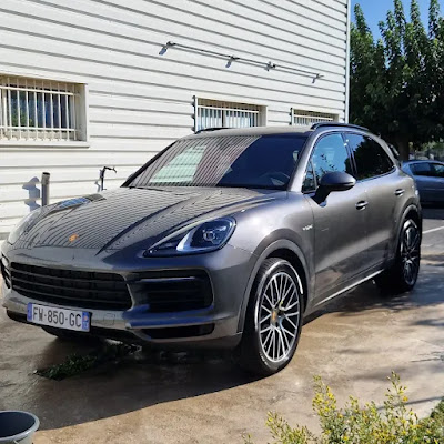 Detailing et Led à Châteauneuf-le-Rouge