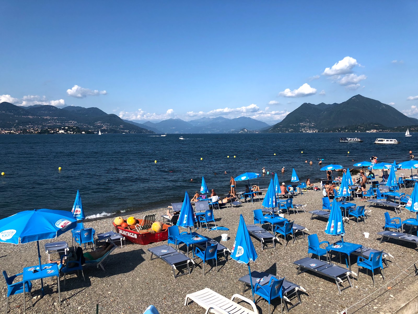 Spiaggia di Stresa'in fotoğrafı çok temiz temizlik seviyesi ile
