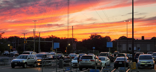 Department Store «Walmart Supercenter», reviews and photos, 638 Quequechan St, Fall River, MA 02721, USA