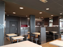 Atmosphère du Restaurant KFC Béthune à Fouquières-lès-Béthune - n°12