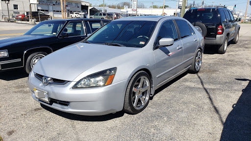 Auto Body Shop «Maaco Collision Repair & Auto Painting», reviews and photos, 1711 Williamson Rd NE, Roanoke, VA 24012, USA