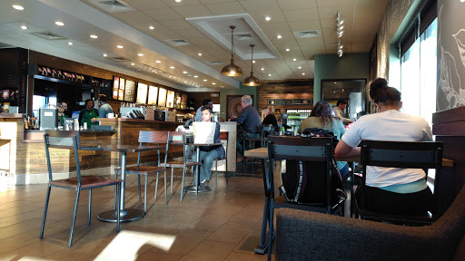 Coffee Shop «Starbucks», reviews and photos, 2034 N Highland Ave, Jackson, TN 38305, USA