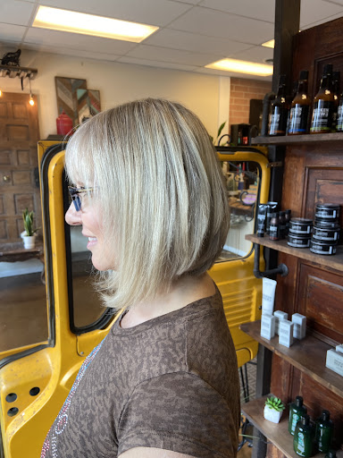 Beauty Salon «C O Reutter the Salon», reviews and photos, 116 N Lafayette St # A, South Lyon, MI 48178, USA