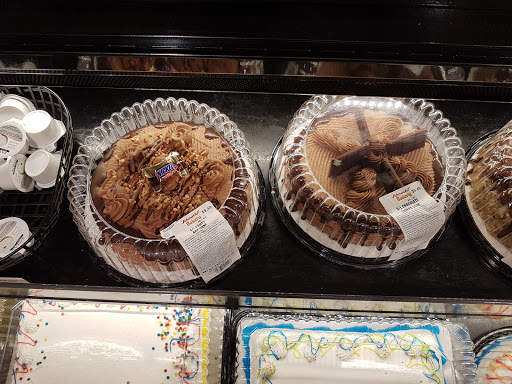 Grocery Store «Schnucks», reviews and photos, 2030 Dorsett Rd, Maryland Heights, MO 63043, USA