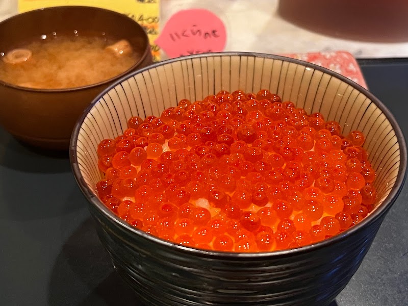 ぺりーのいくら丼