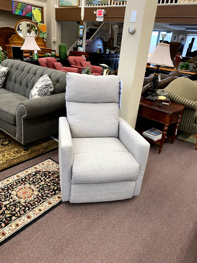 Consignment Shop «Gillette Furniture Consignment», reviews and photos, 734 Silas Deane Hwy, Wethersfield, CT 06109, USA
