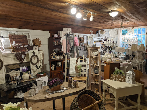 Candle Store «Whiffle Tree Country Store & Candle Co», reviews and photos, 101 Andover Rd, Billerica, MA 01821, USA