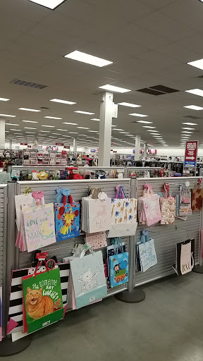 Clothing Store «Burlington Coat Factory», reviews and photos, 3350 Steelyard Dr, Cleveland, OH 44109, USA