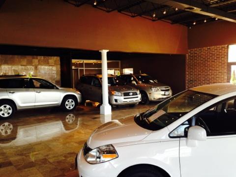 Used Car Dealer «Hertz Car Sales Schaumburg», reviews and photos, 855 W Golf Rd, Schaumburg, IL 60194, USA