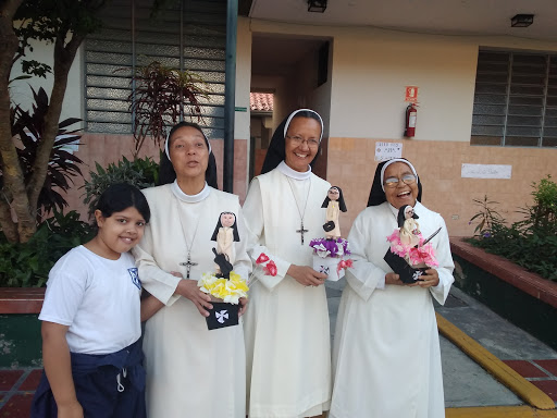 Colegio San Martín de Porres Hermanas Dominicanas