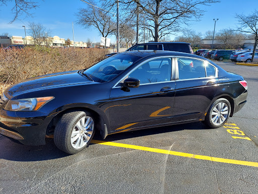 Car Wash «Wise Wash - Hand Car Wash and Detail Center», reviews and photos, 1811 W Wise Rd, Schaumburg, IL 60193, USA