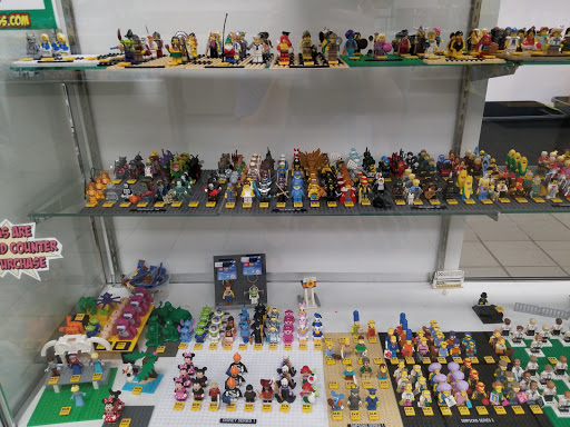 Toy Store «Bricks & Minifigs Salem-Keizer», reviews and photos, 3670 River Rd N, Keizer, OR 97303, USA
