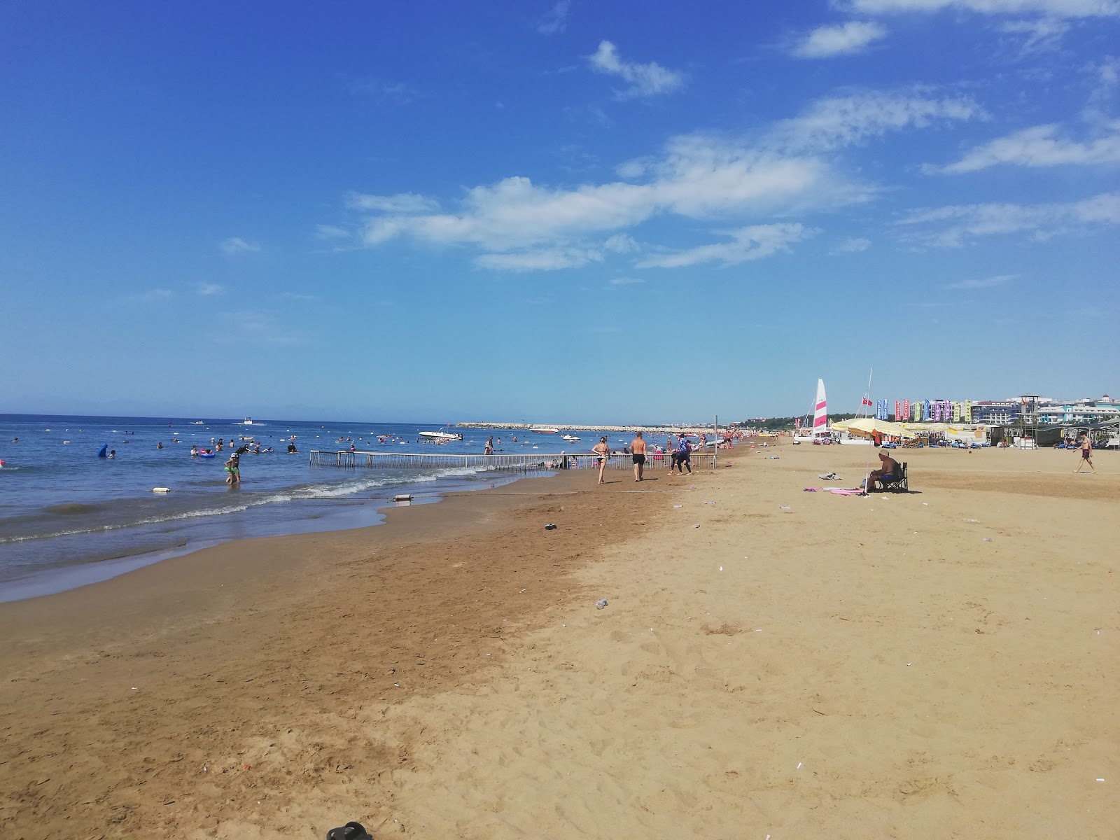 Fotografie cu Evrenseki beach - locul popular printre cunoscătorii de relaxare