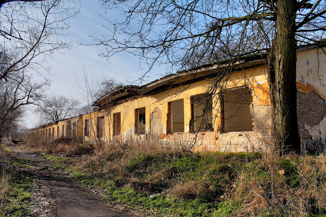 Értékelések erről a helyről: emlékpark, Esztergom - Parkoló